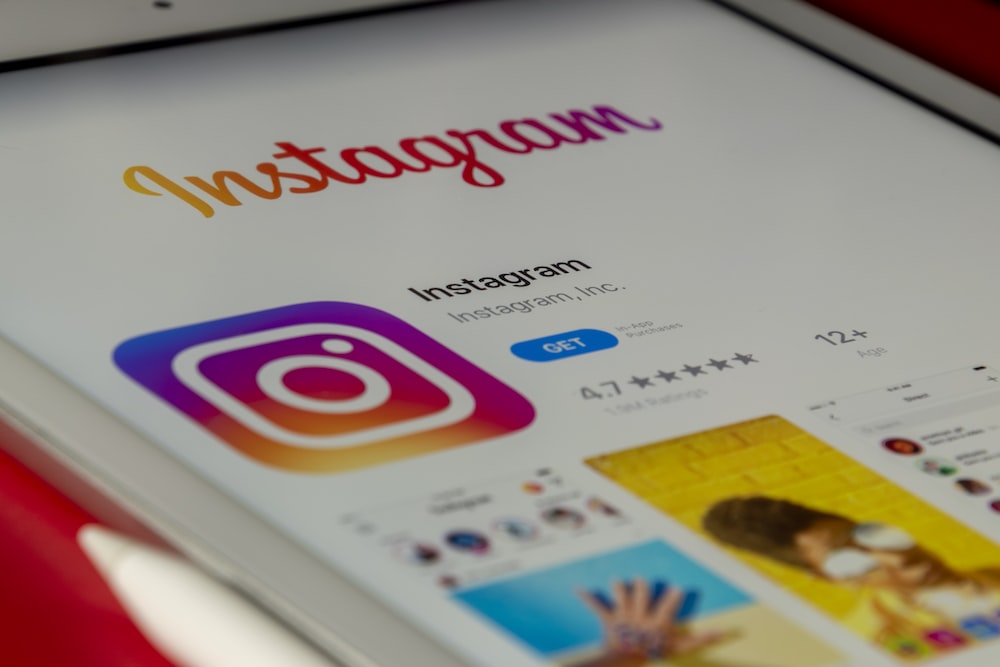 How to schedule Instagram posts in 2023 (Guide)